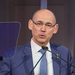 Analysts project three scenarios for 2025, all positive