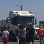 Hostages’ families block trucks: ‘This is direct aid to Hamas’