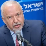 Telegram channel editor rebukes Liberman over Abu Shabab militia claims