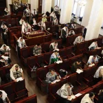 Ukraine synagogue set ablaze