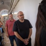 Cop who investigated Netanyahu suspected of passing tips to mafia for kickbacks