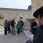 After years of prohibition: Jews can enter Temple Mount with prayer sheets