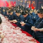 Company piles millions in cash on tables — tells thousands of workers to grab what they can