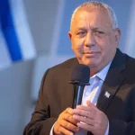 Poll: Eisenkot’s party continues to surge