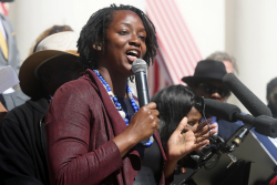 Socialists Shove the Resistance Aside in Florida