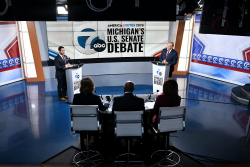 In Michigan, Bitter Final Debate Over Trust and Trump